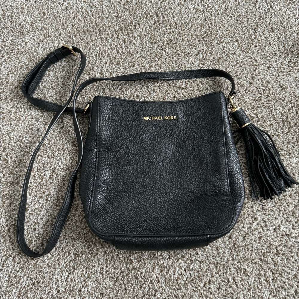 Like New Michael Kors Crossbody